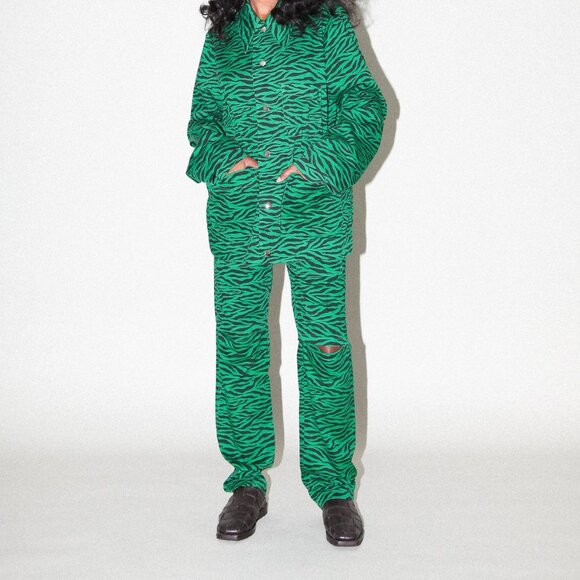 KkCo Slit Carpenter Pant in Green Zebra - Picture 5 of 5